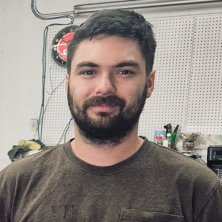Lonsbury Garage Service Advisor